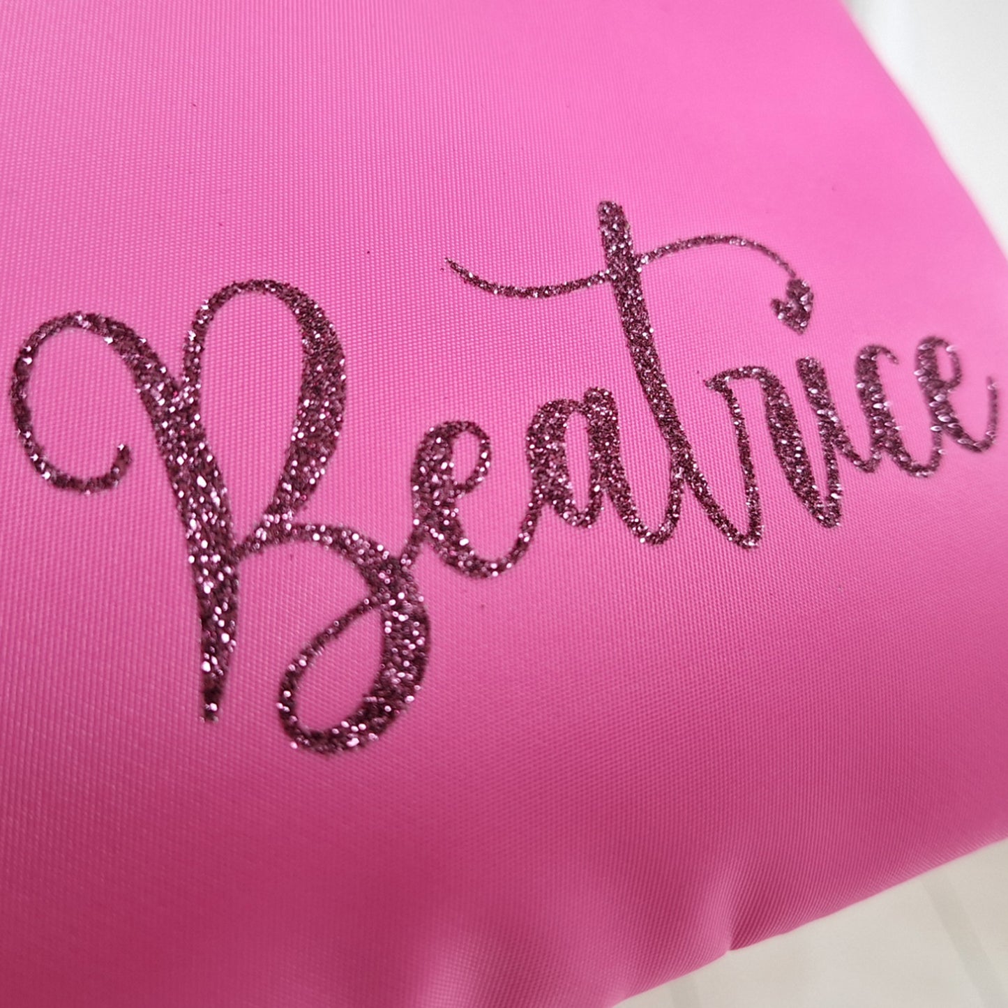 Pochette con laccetto da polso personalizzata con nome, iniziali o testo